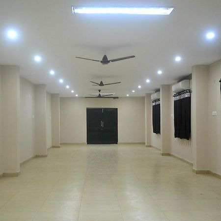 Hotel Bhammars Balangir Екстер'єр фото