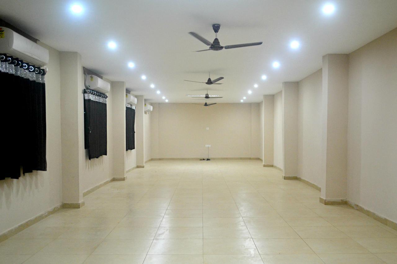 Hotel Bhammars Balangir Екстер'єр фото
